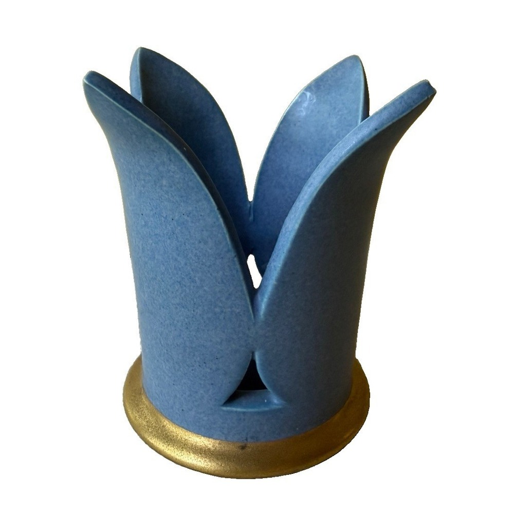 VTG Paradisverkstaden Öland Sweden Blue Lily Tealight Holder Gilt Base Signed